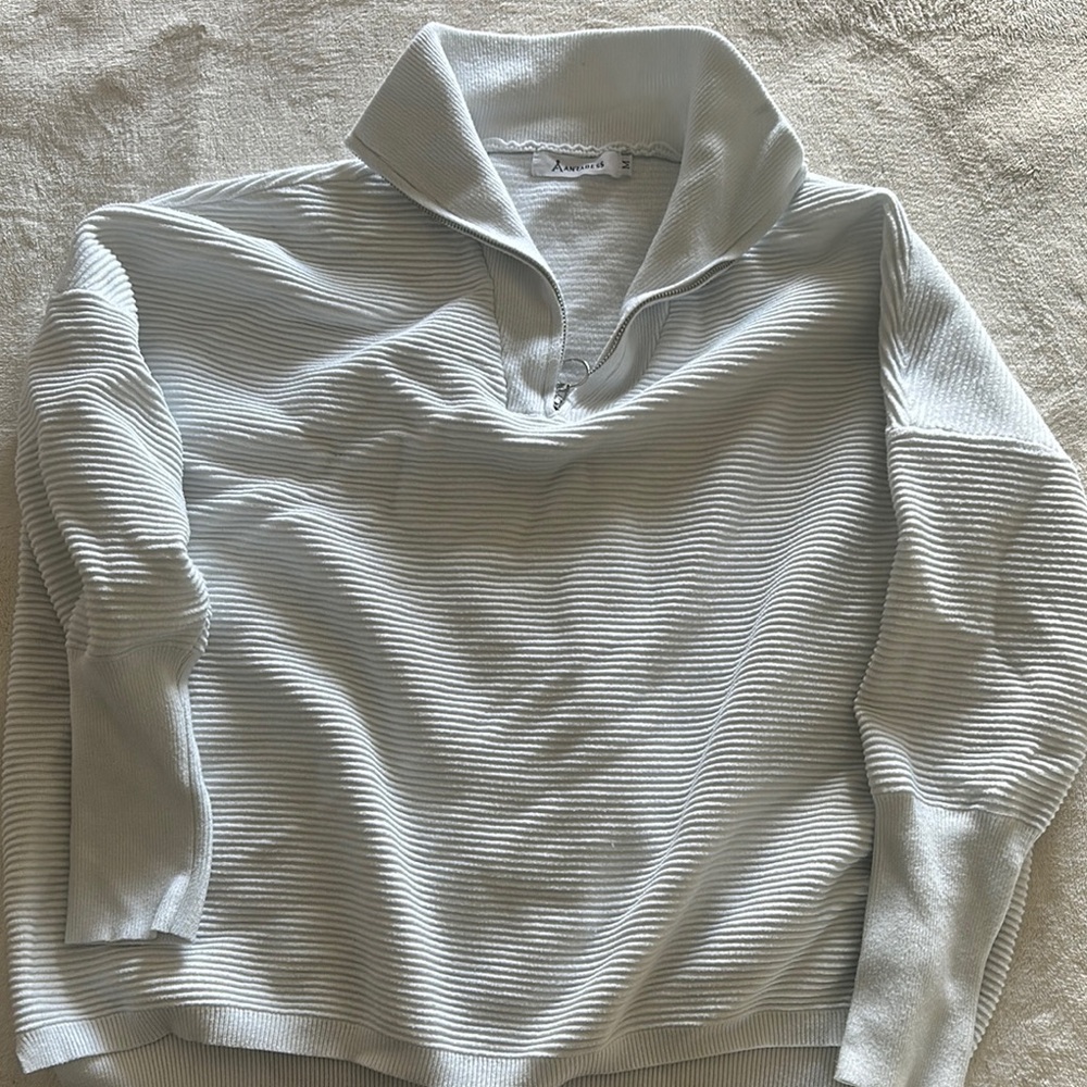 Light Gray Ribbed Pullover Sweater